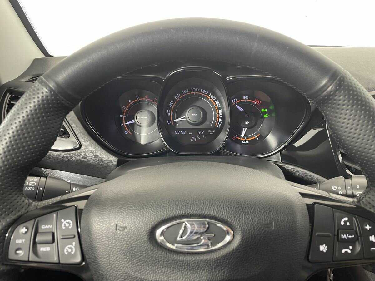 Купить Лада (ВАЗ) Веста, 2018, 123 758 км.. Фото: #10