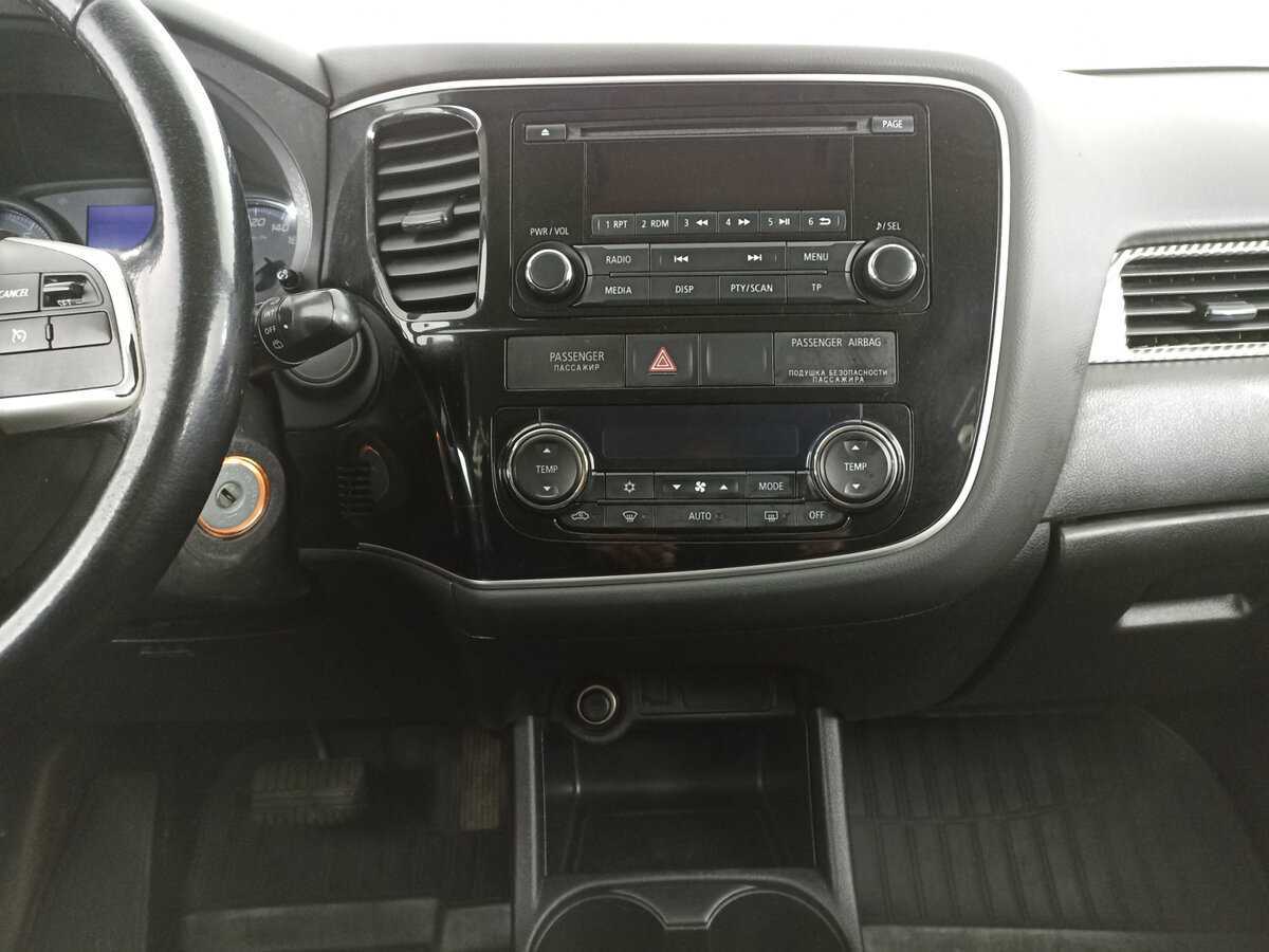 Купить Митсубиши Оутлэндер, 2014, 185 847 км.. Фото: #12