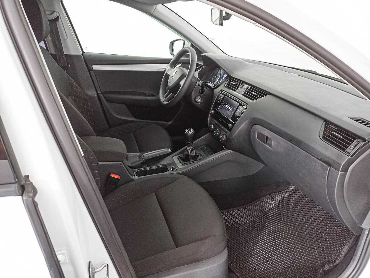 Купить Шкода Октавия, 2019, 145 002 км.. Фото: #8