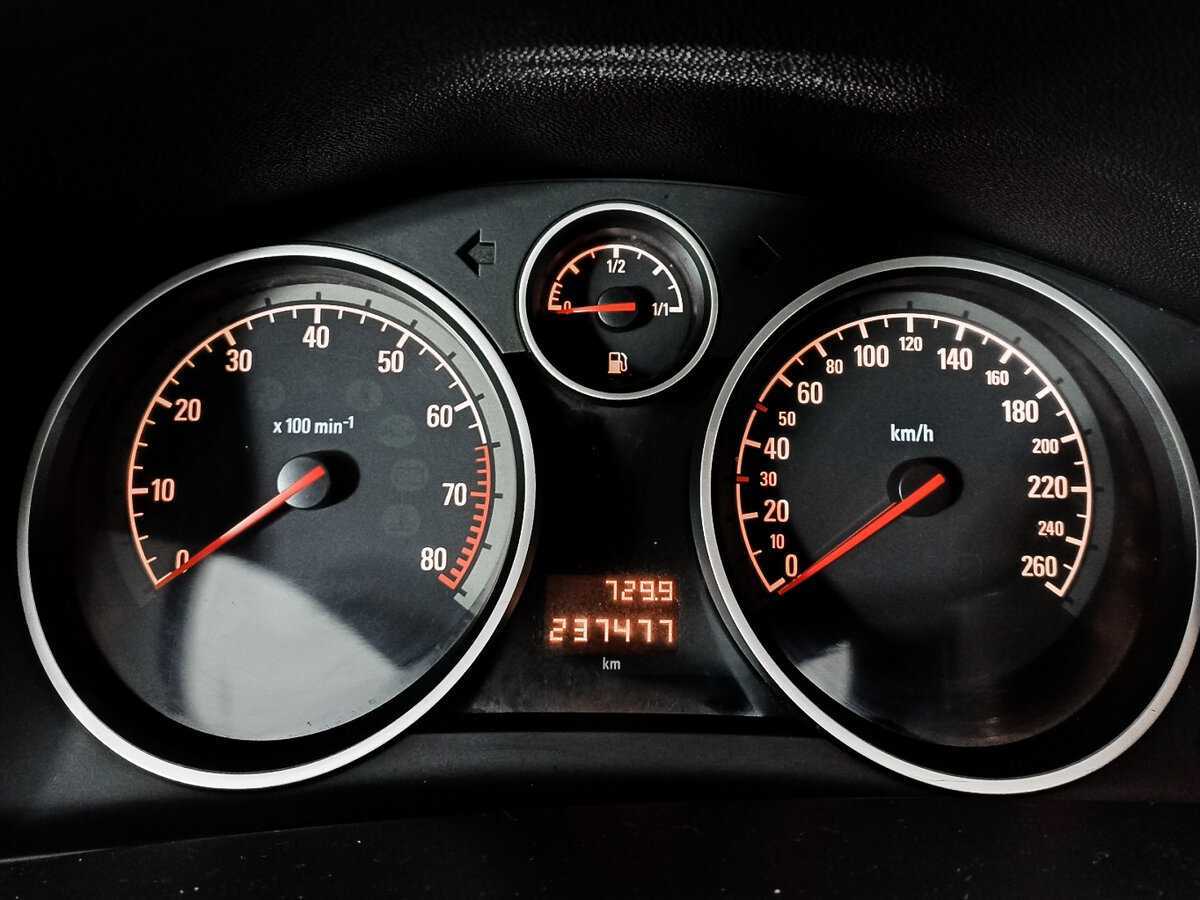 Купить Опель Астра, 2012, 237 479 км.. Фото: #10