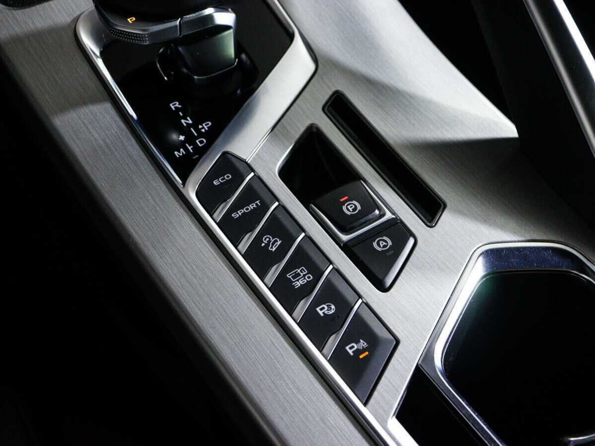 Купить Джили Кулрэй, 2022, 29 304 км.. Фото: #17