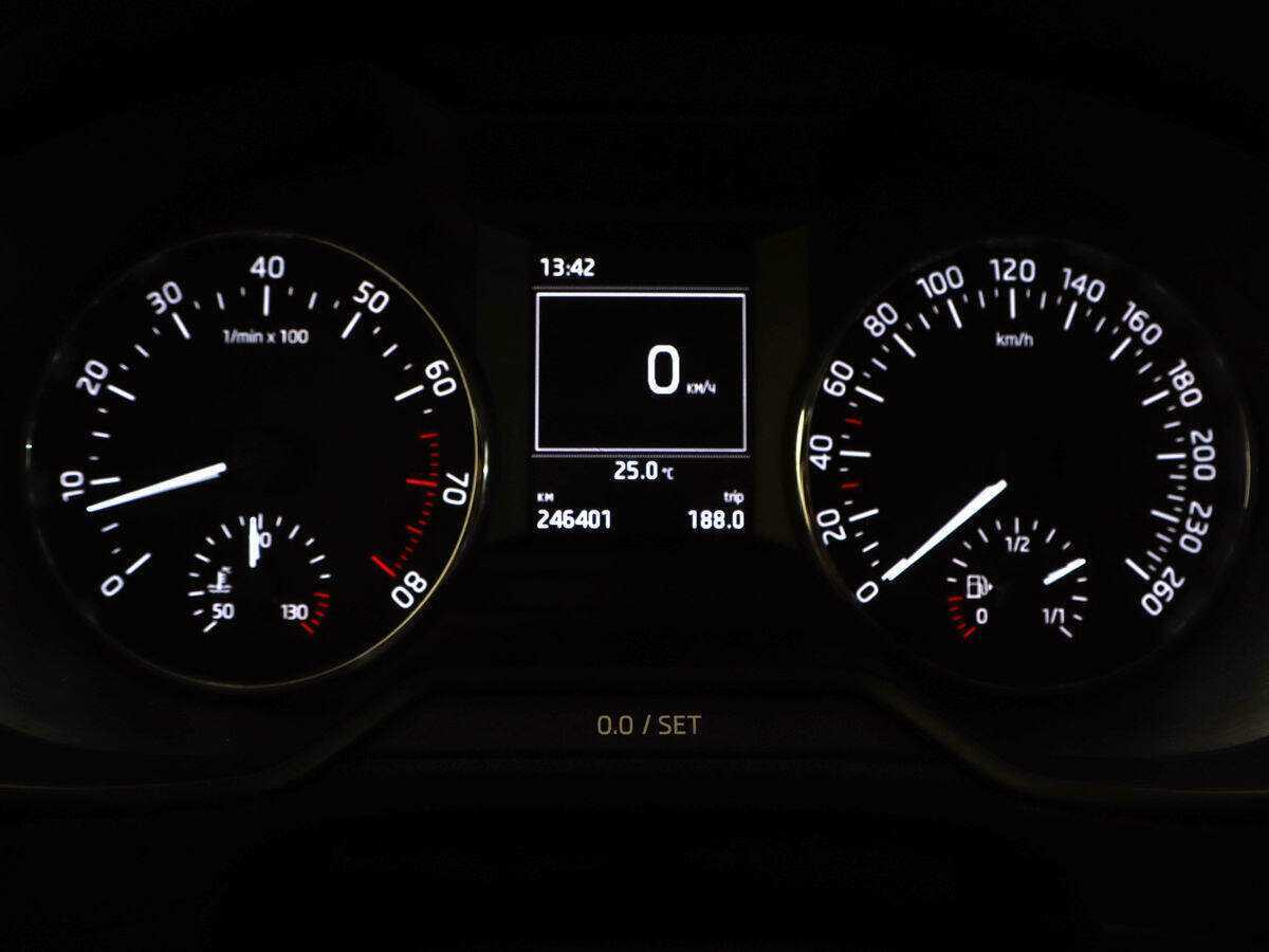 Купить Шкода Октавия, 2013, 246 399 км.. Фото: #19