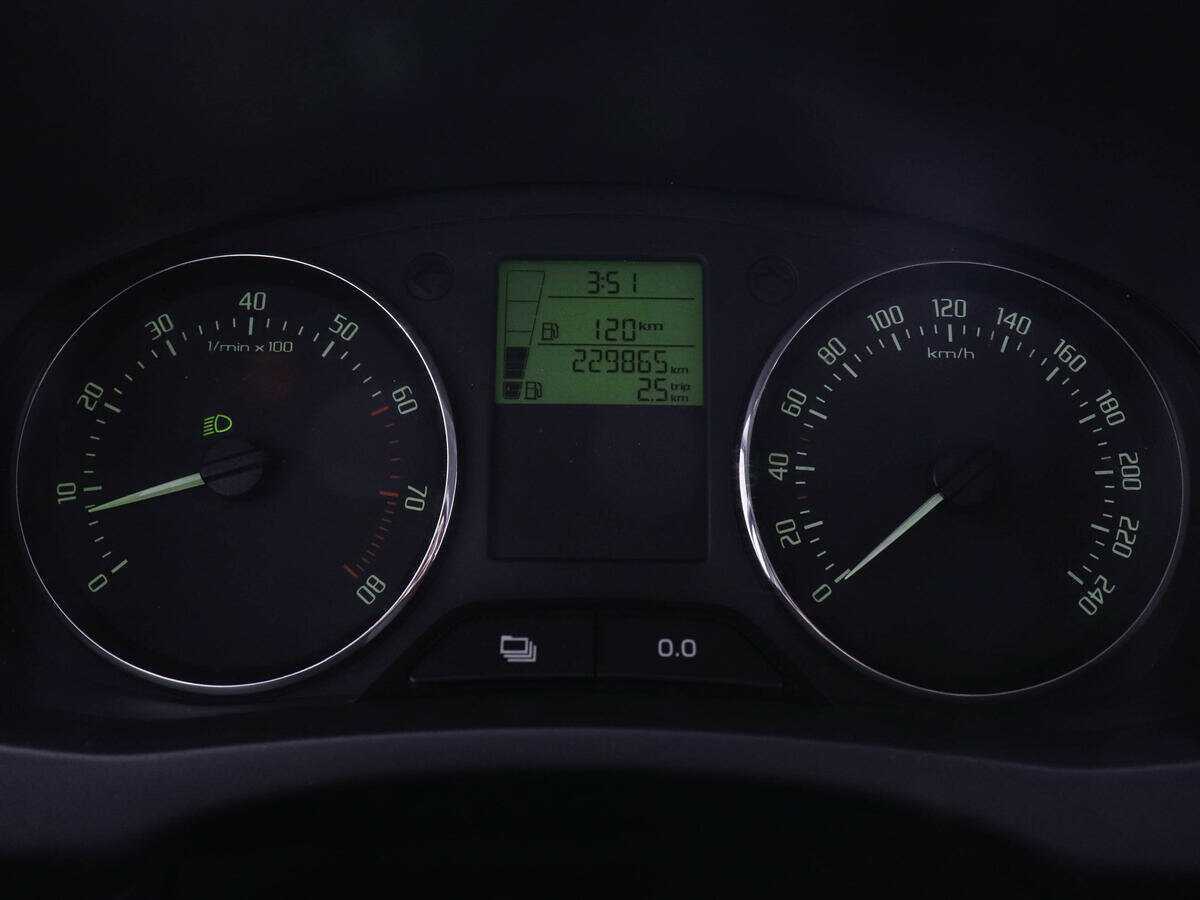 Купить Шкода Фабия, 2013, 229 836 км.. Фото: #6