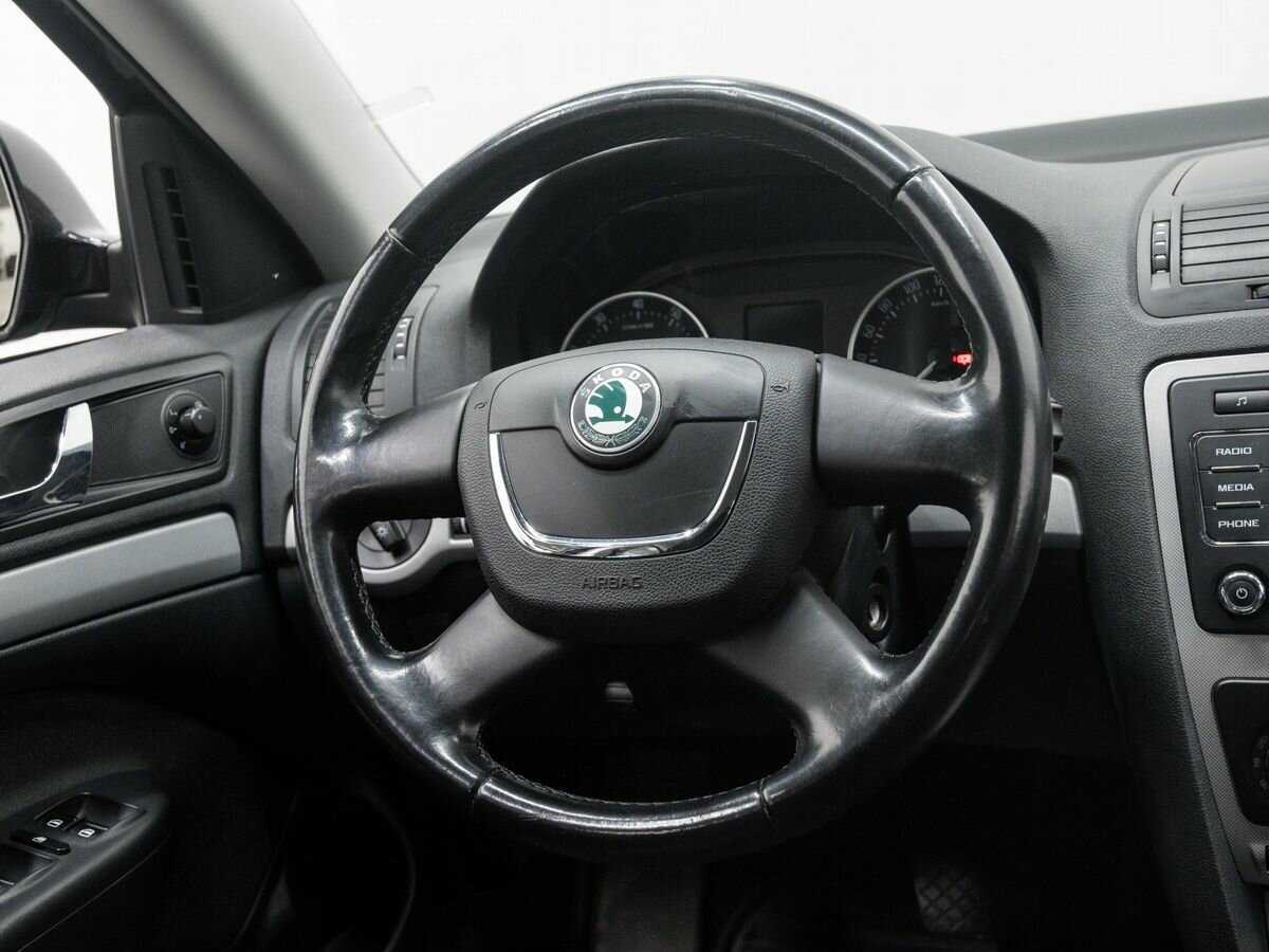 Купить Шкода Октавия, 2012, 165 701 км.. Фото: #9