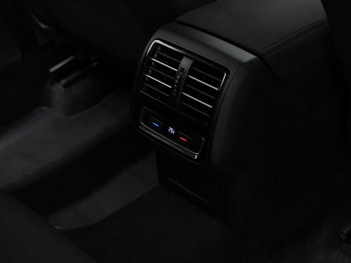 Купить Фольксваген Пассат, 2018, 225 564 км.. Фото: #9