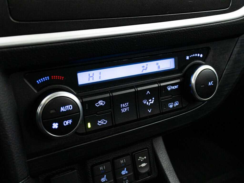 Купить Тойота Аурис, 2014, 149 919 км.. Фото: #15