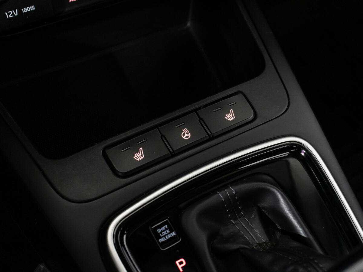 Купить Киа Рио, 2017, 114 409 км.. Фото: #1