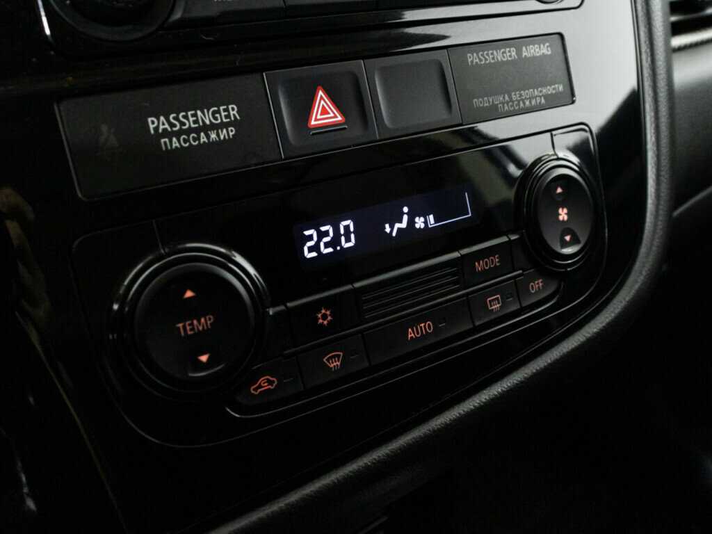 Купить Митсубиши Оутлэндер, 2018, 239 427 км.. Фото: #12