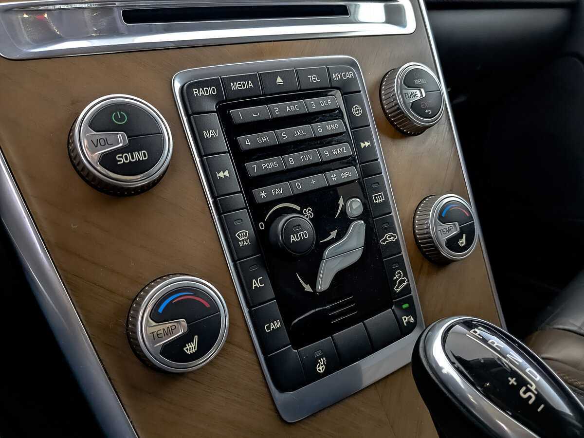 Купить Вольво ИксЦ60, 2014, 168 073 км.. Фото: #20