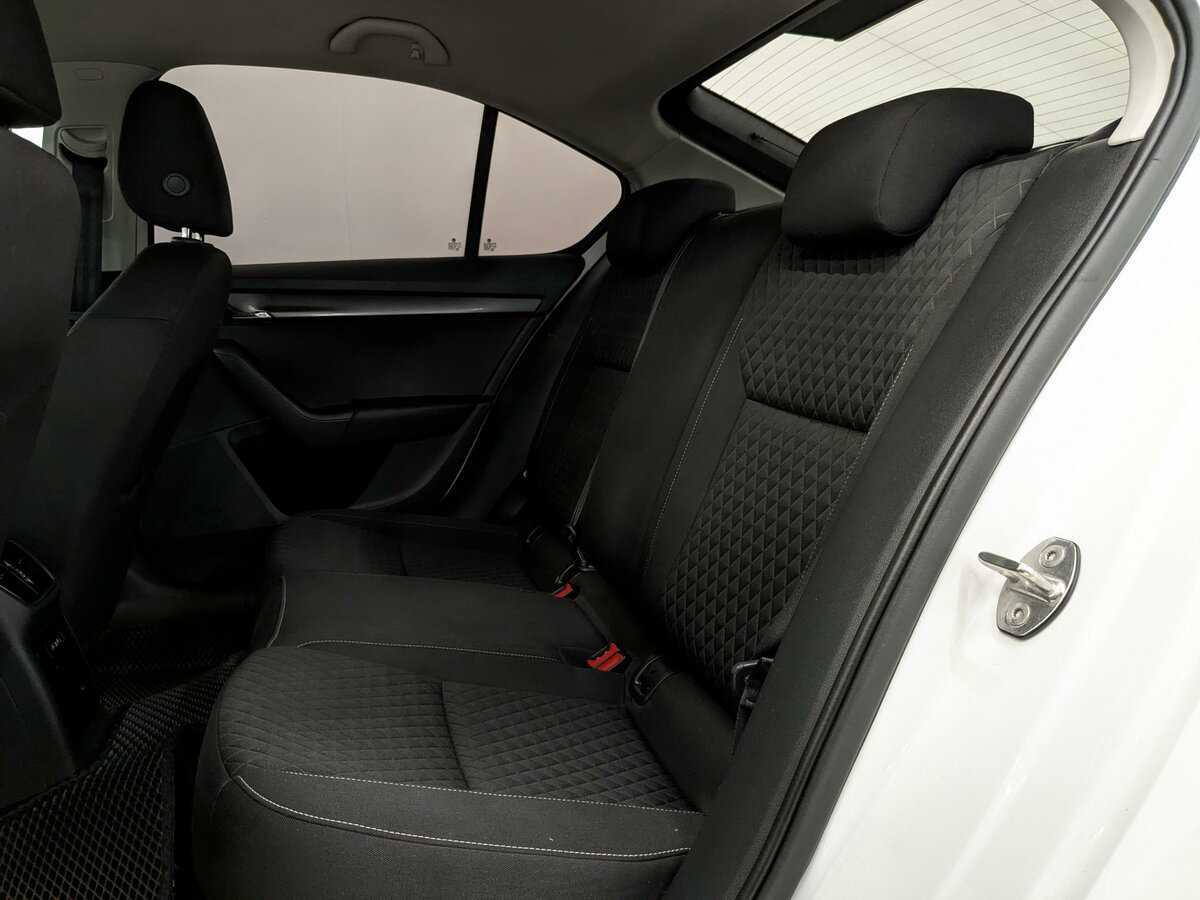 Купить Шкода Октавия, 2017, 216 162 км.. Фото: #11