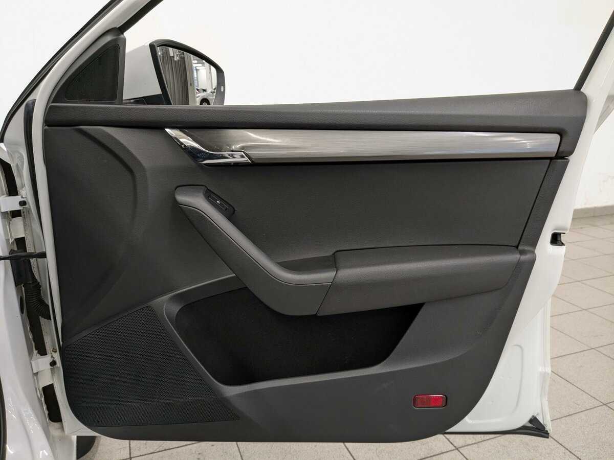 Купить Шкода Октавия, 2017, 216 162 км.. Фото: #21