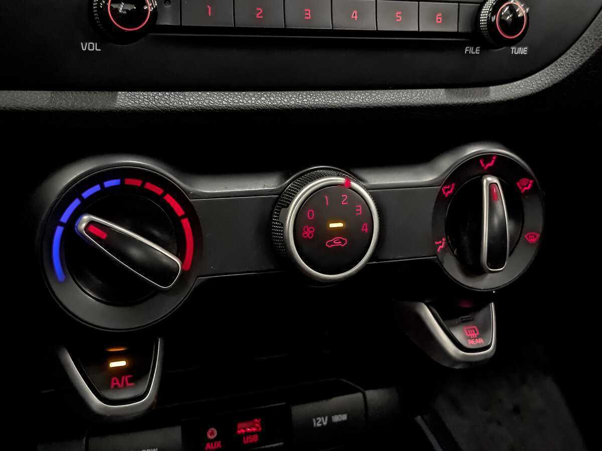 Купить Киа Рио, 2019, 112 825 км.. Фото: #19