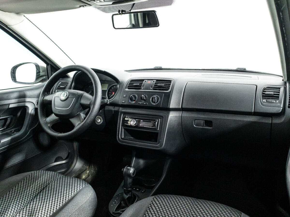 Купить Шкода Фабия, 2012, 184 196 км.. Фото: #8