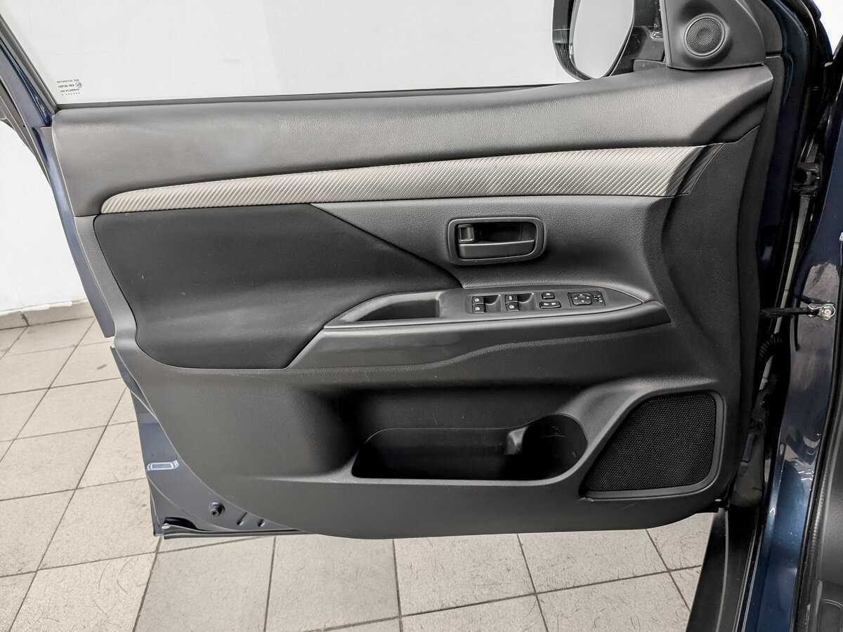 Купить Митсубиши Оутлэндер, 2017, 168 002 км.. Фото: #18