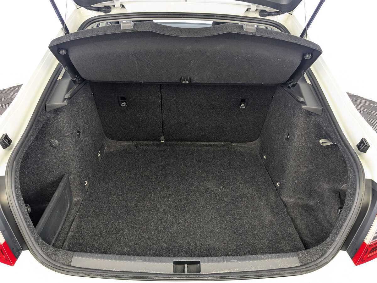 Купить Шкода Октавия, 2020, 57 463 км.. Фото: #9