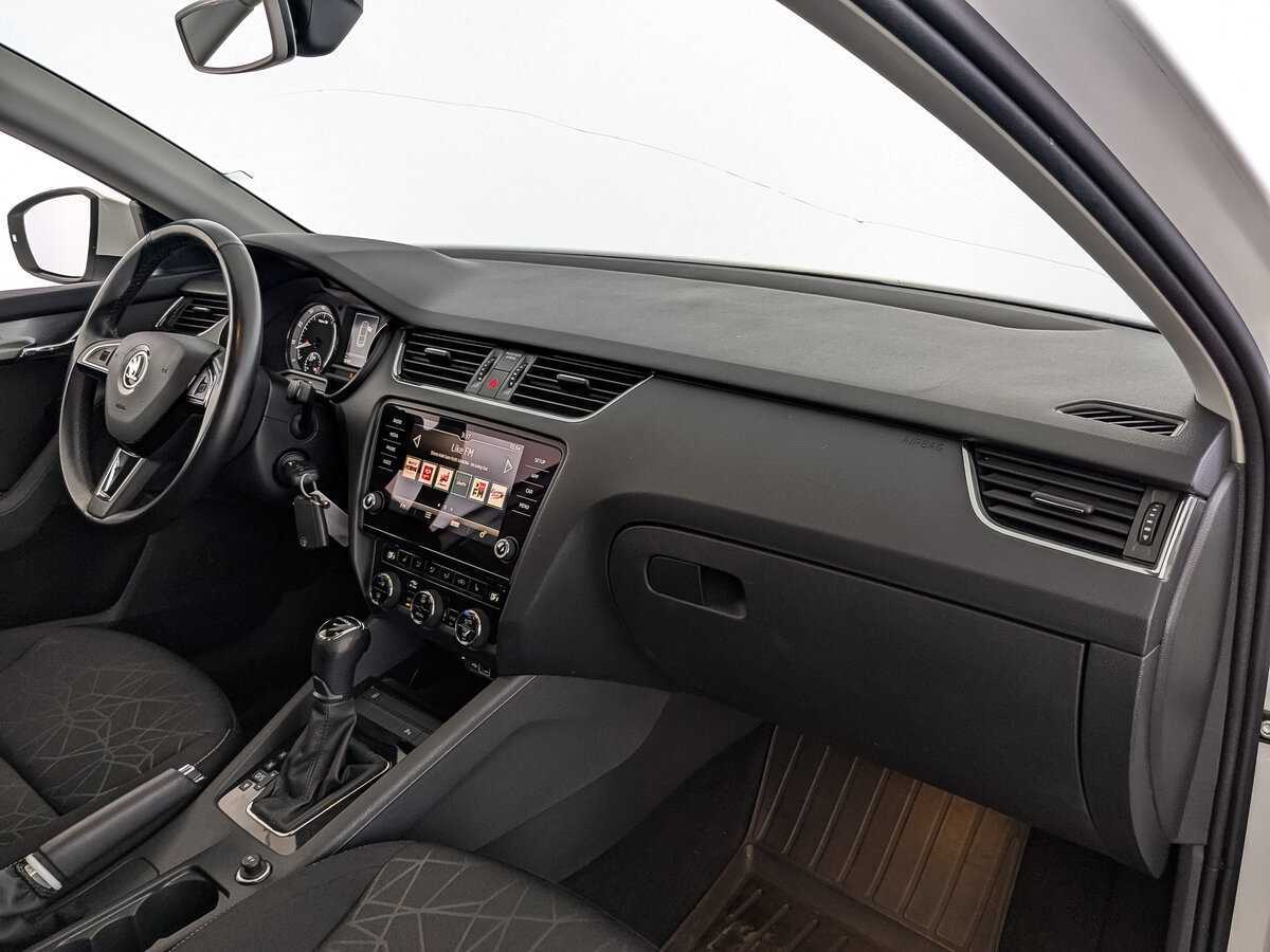 Купить Шкода Октавия, 2020, 57 463 км.. Фото: #12