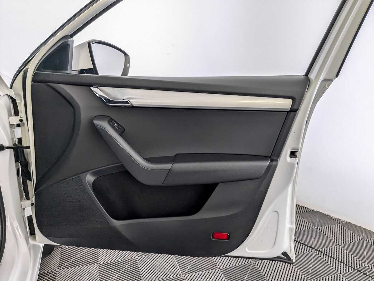 Купить Шкода Октавия, 2019, 67 859 км.. Фото: #23