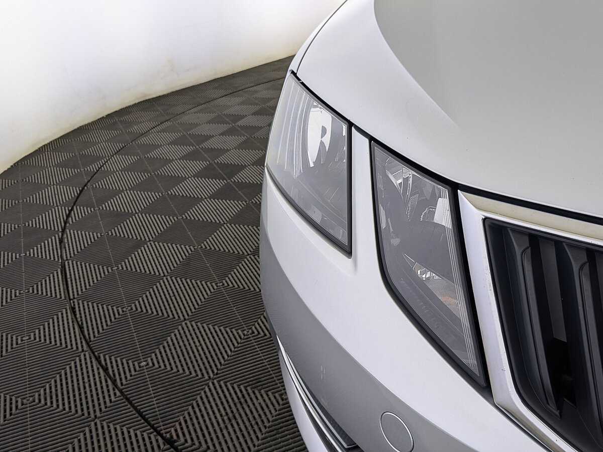 Купить Шкода Октавия, 2018, 139 842 км.. Фото: #10