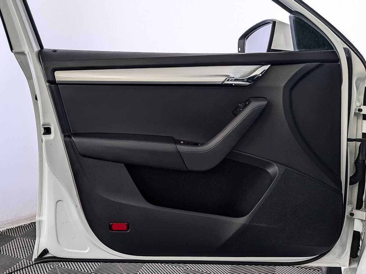 Купить Шкода Октавия, 2019, 125 255 км.. Фото: #17