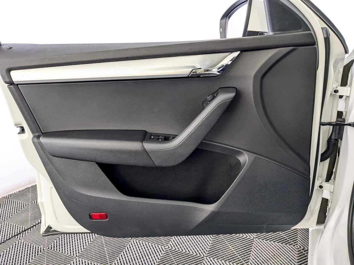 Купить Шкода Октавия, 2019, 114 137 км.. Фото: #15