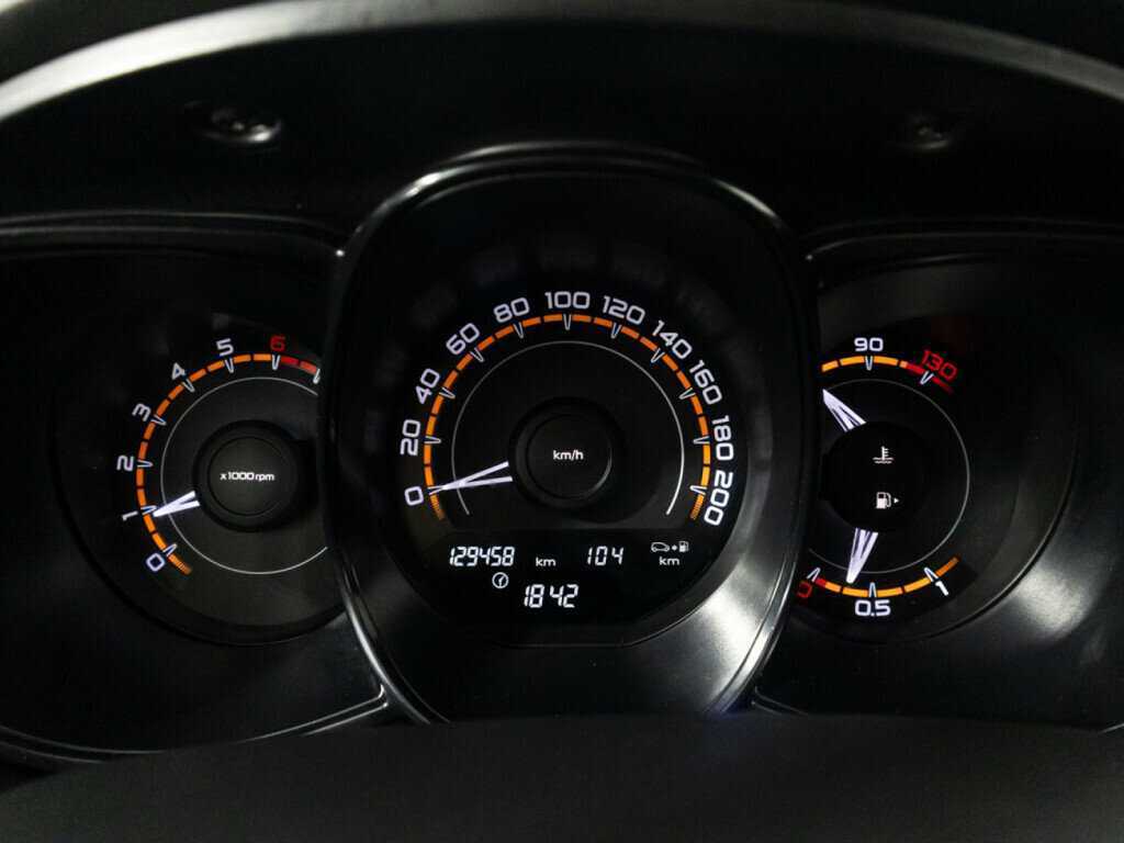 Купить Лада (ВАЗ) Веста, 2017, 129 456 км.. Фото: #11