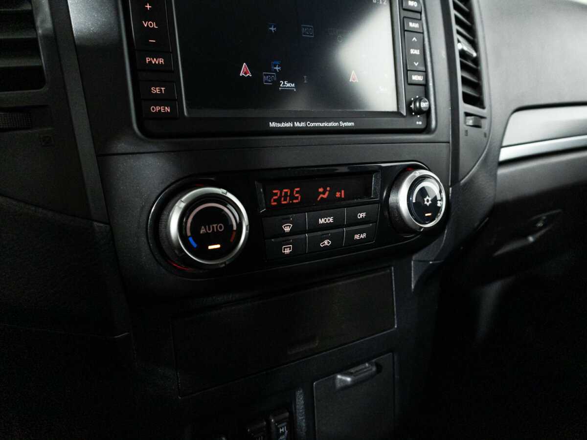 Купить Митсубиши Паджеро, 2012, 215 000 км.. Фото: #15