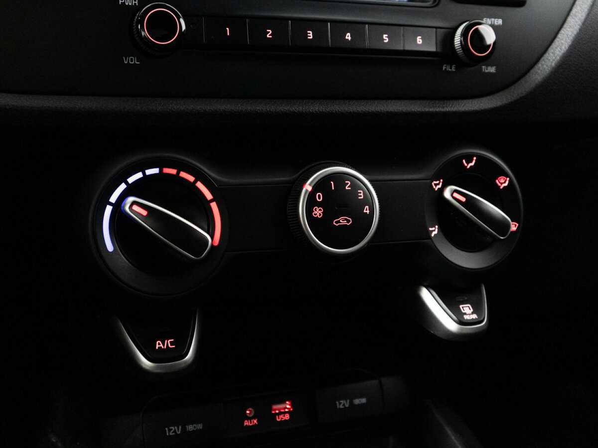 Купить Киа Рио, 2017, 83 524 км.. Фото: #15