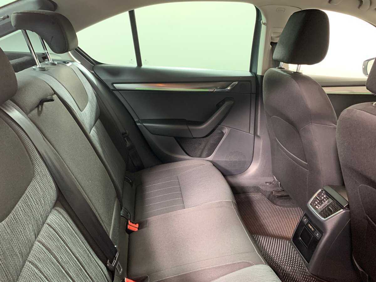 Купить Шкода Октавия, 2018, 336 600 км.. Фото: #17