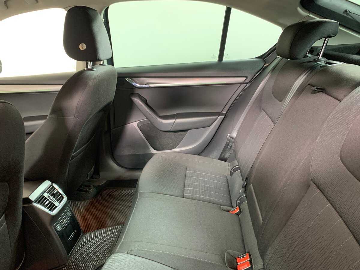 Купить Шкода Октавия, 2018, 336 600 км.. Фото: #18