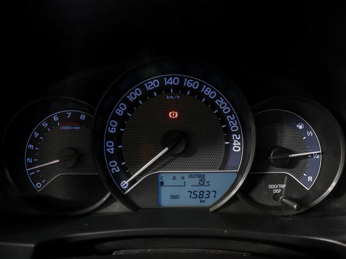 Купить Тойота Королла, 2014, 75 335 км.. Фото: #10