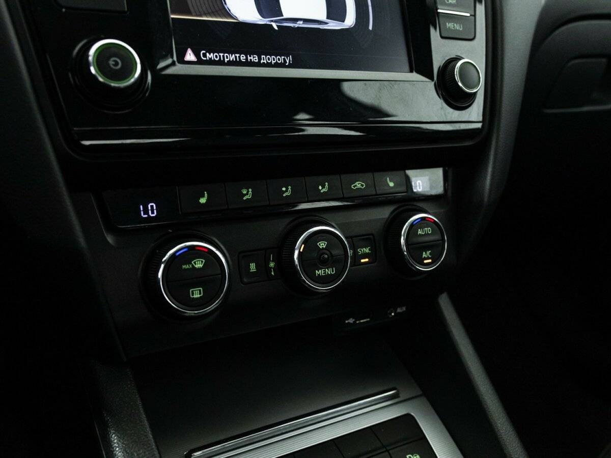 Купить Шкода Октавия, 2016, 176 944 км.. Фото: #16