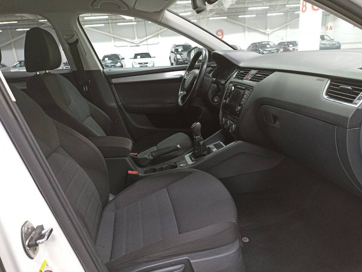 Купить Шкода Октавия, 2013, 260 225 км.. Фото: #10