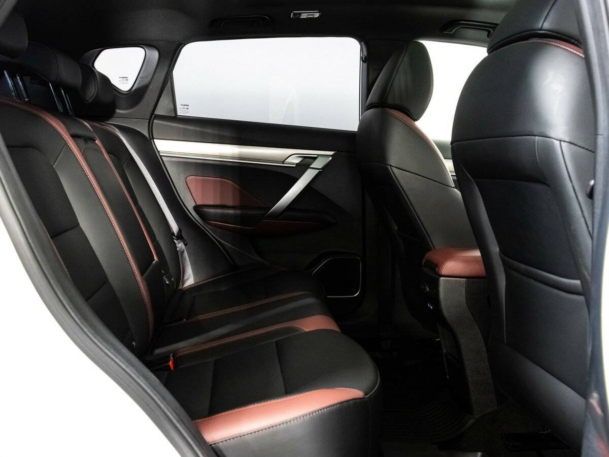 Купить Джили Кулрэй, 2021, 40 667 км.. Фото: #16