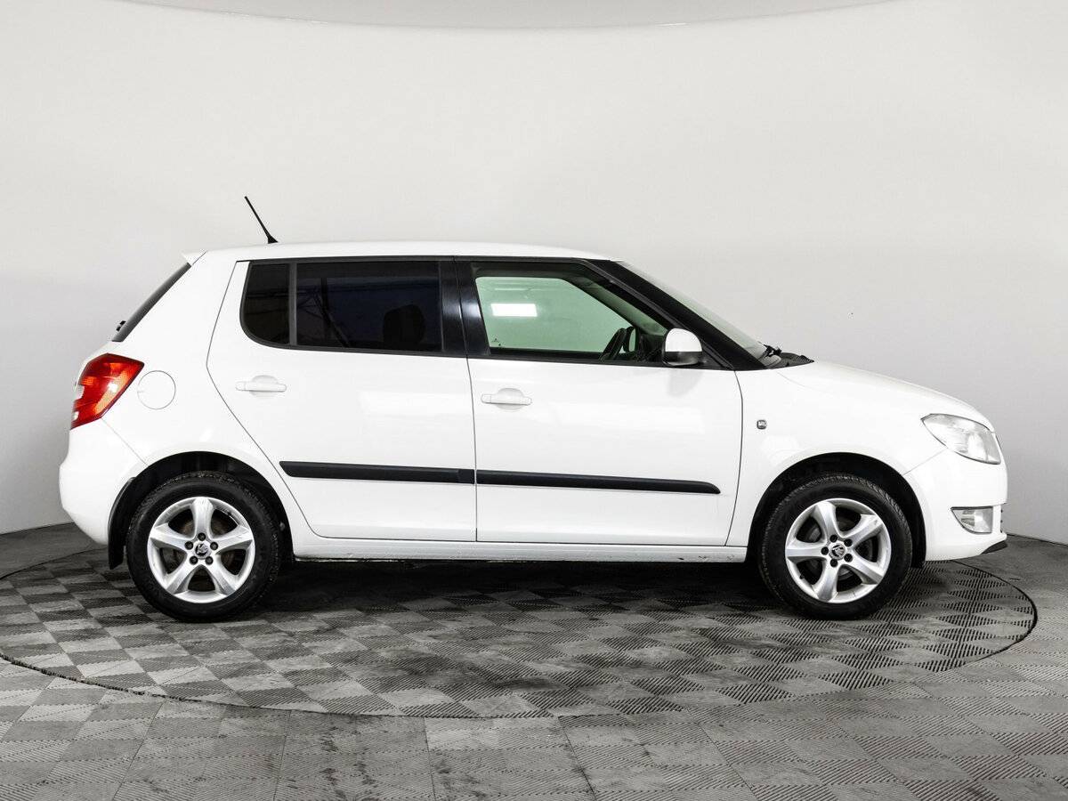 Купить Шкода Фабия, 2013, 102 111 км.. Фото: #3