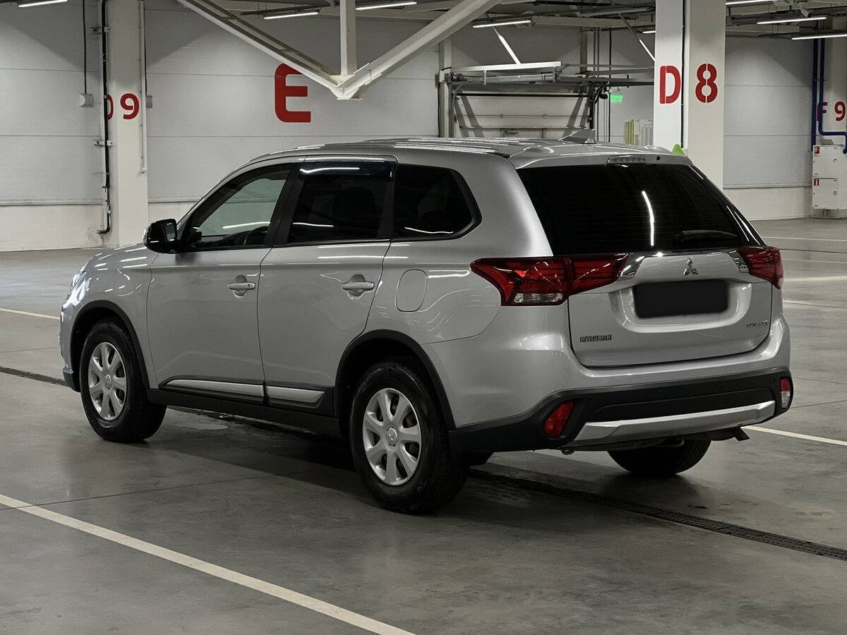 Купить Митсубиши Оутлэндер, 2017, 107 670 км.. Фото: #6