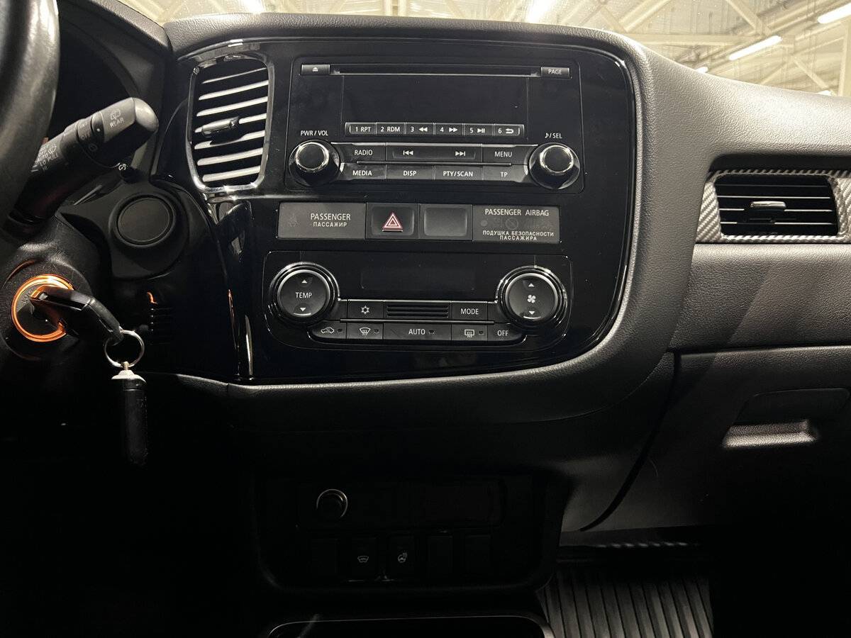 Купить Митсубиши Оутлэндер, 2017, 107 670 км.. Фото: #14