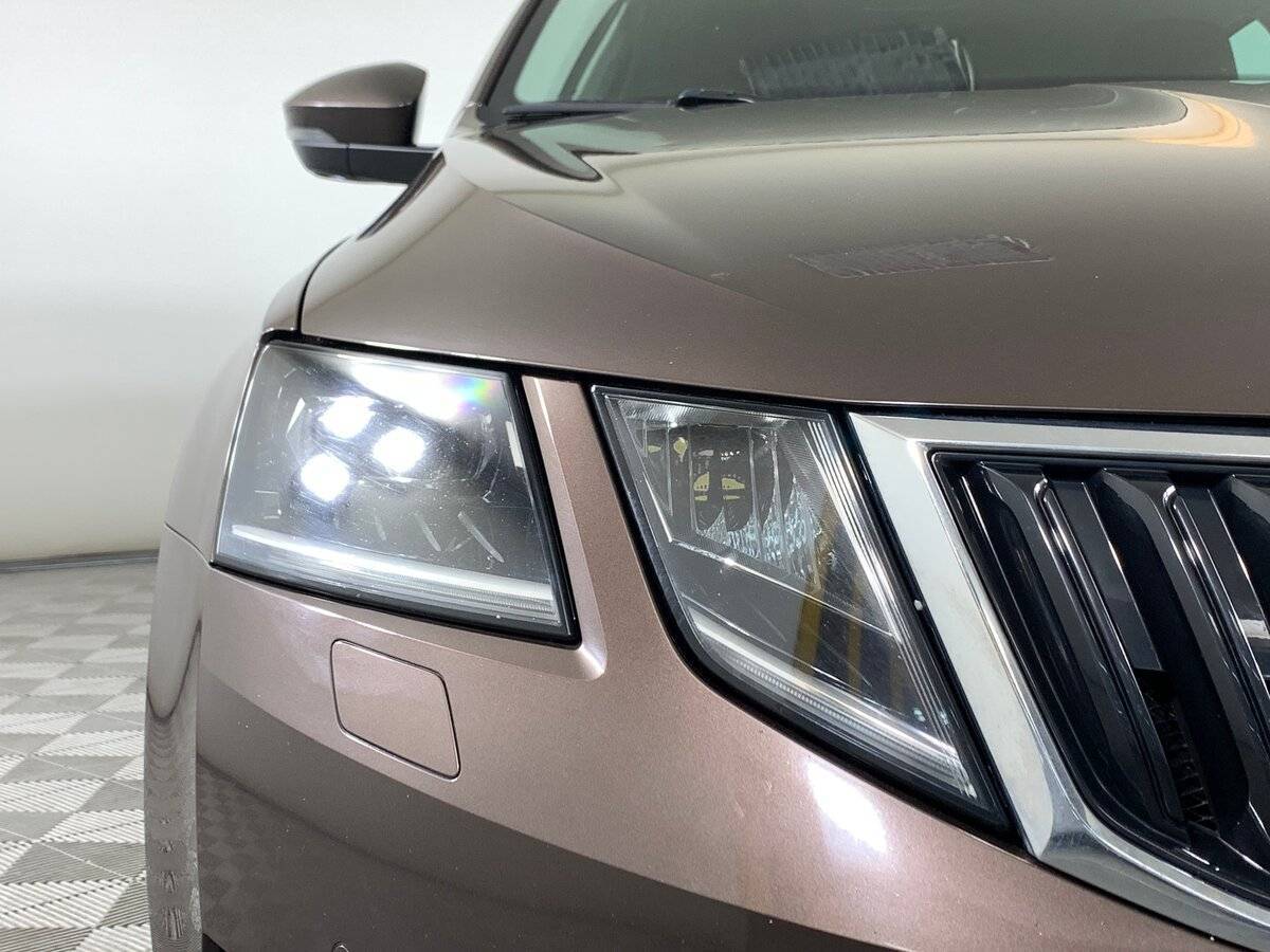 Купить Шкода Октавия, 2018, 116 734 км.. Фото: #8