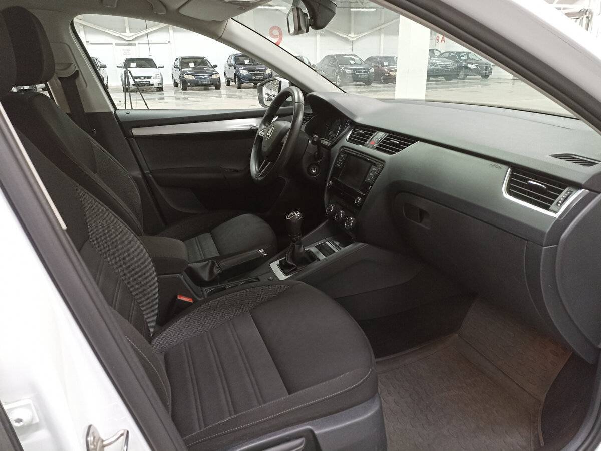 Купить Шкода Октавия, 2019, 118 719 км.. Фото: #10