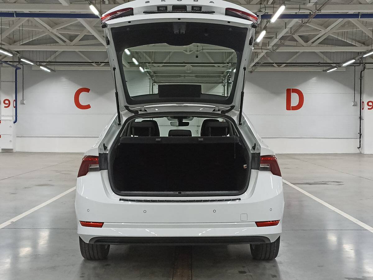 Купить Шкода Октавия, 2021, 167 259 км.. Фото: #9