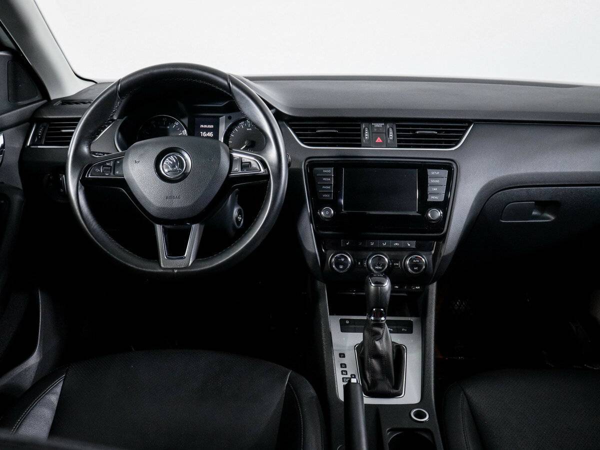 Купить Шкода Октавия, 2016, 185 139 км.. Фото: #11