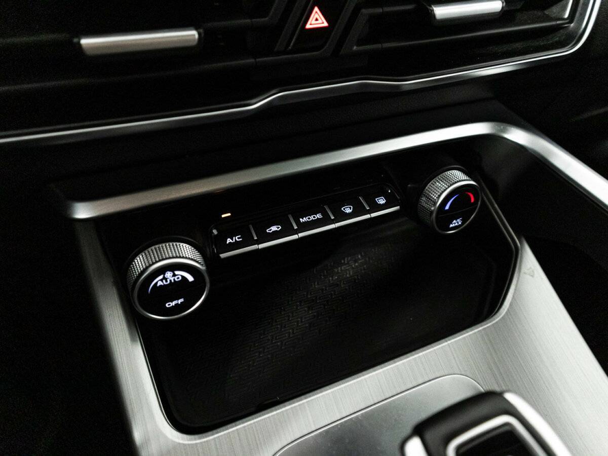 Купить Джили Кулрэй, 2021, 29 708 км.. Фото: #19