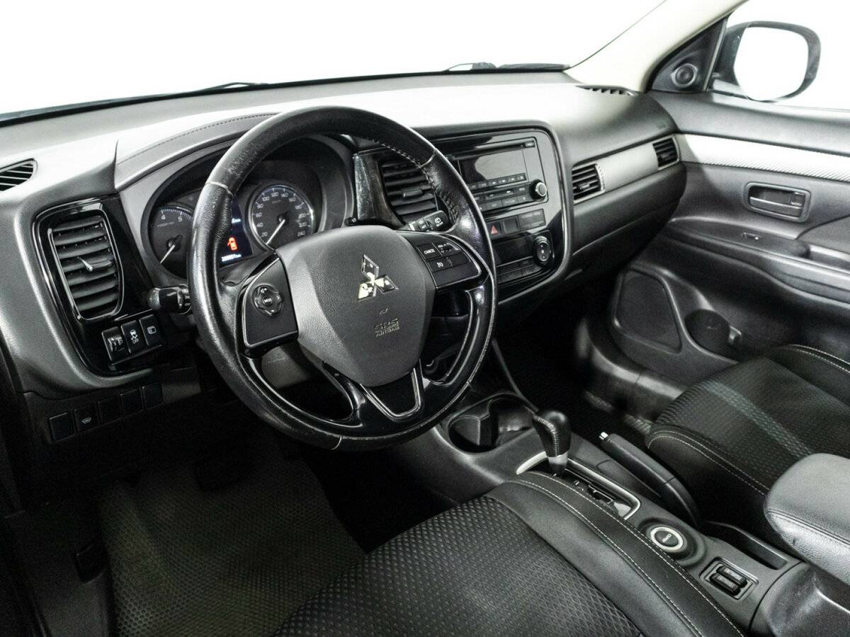 Купить Митсубиши Оутлэндер, 2016, 225 958 км.. Фото: #10