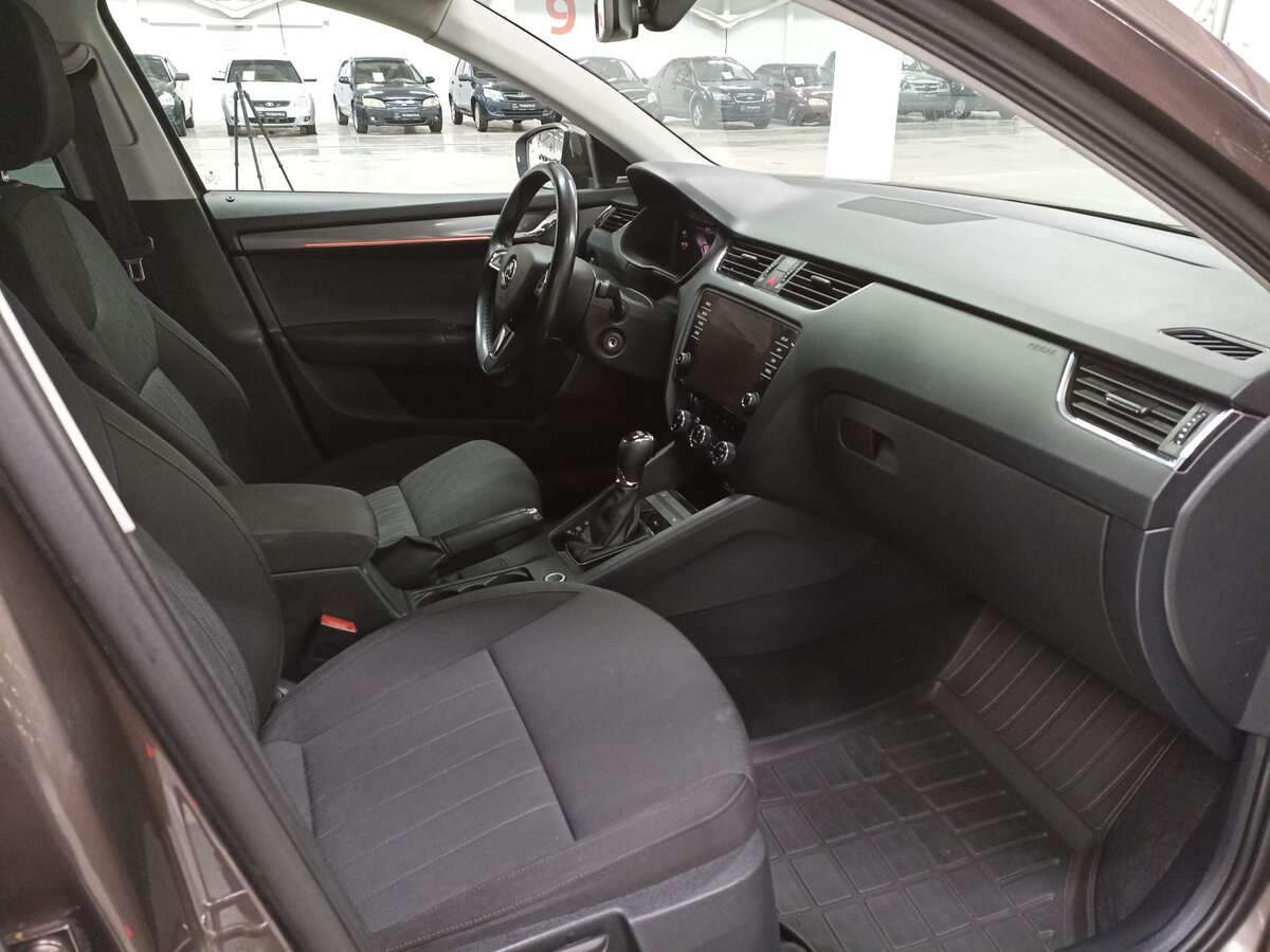 Купить Шкода Октавия, 2018, 215 830 км.. Фото: #10