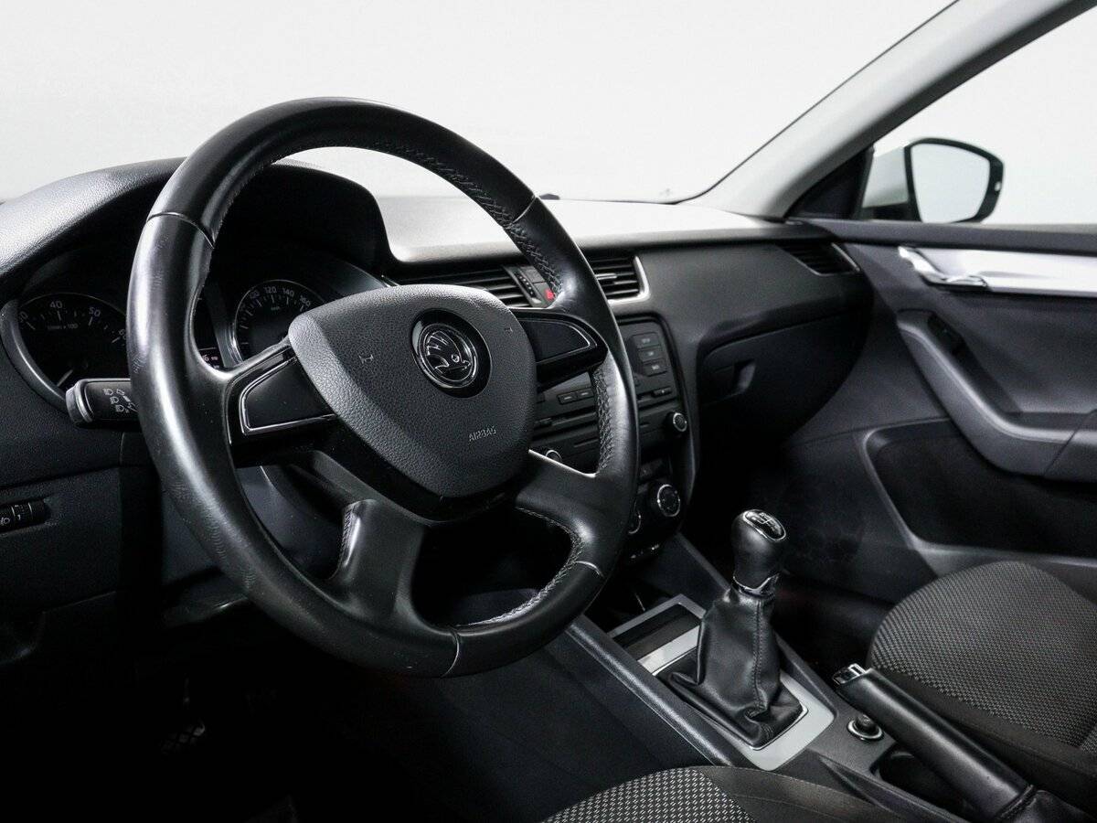 Купить Шкода Октавия, 2014, 176 097 км.. Фото: #13