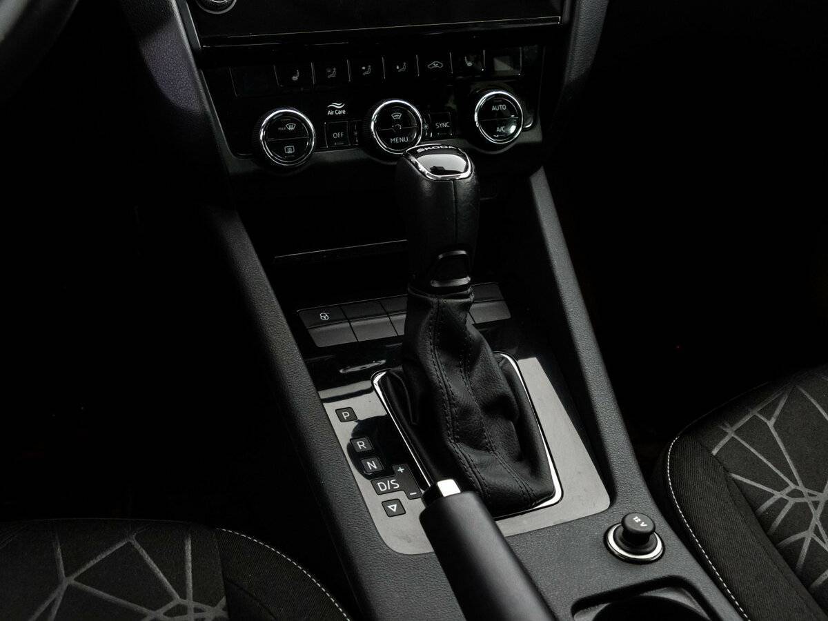 Купить Шкода Октавия, 2020, 133 526 км.. Фото: #10