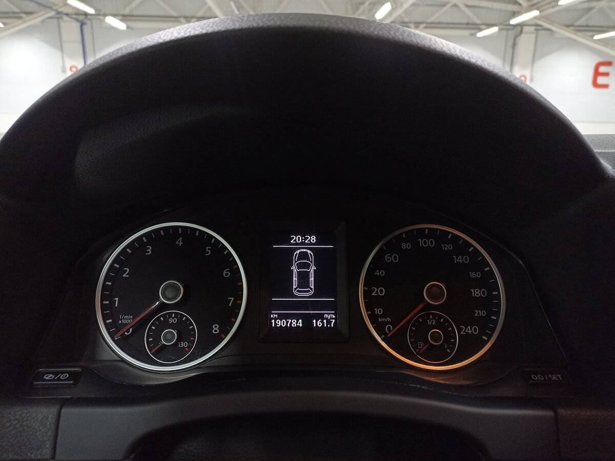 Купить Фольксваген Тигуан, 2016, 190 786 км.. Фото: #12