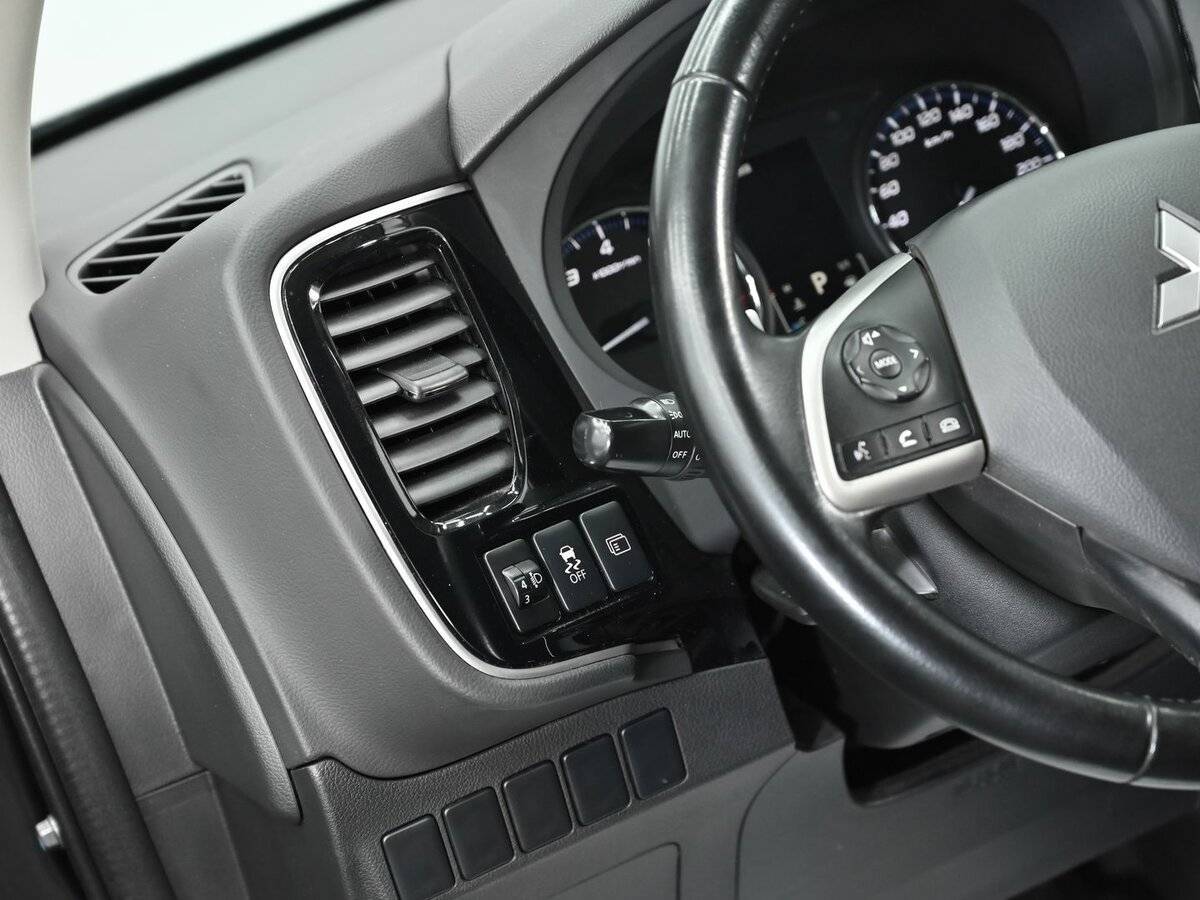 Купить Митсубиши Оутлэндер, 2014, 182 000 км.. Фото: #8