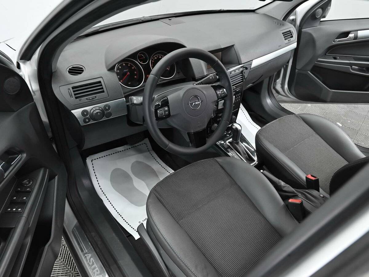 Купить Опель Астра, 2012, 182 000 км.. Фото: #6