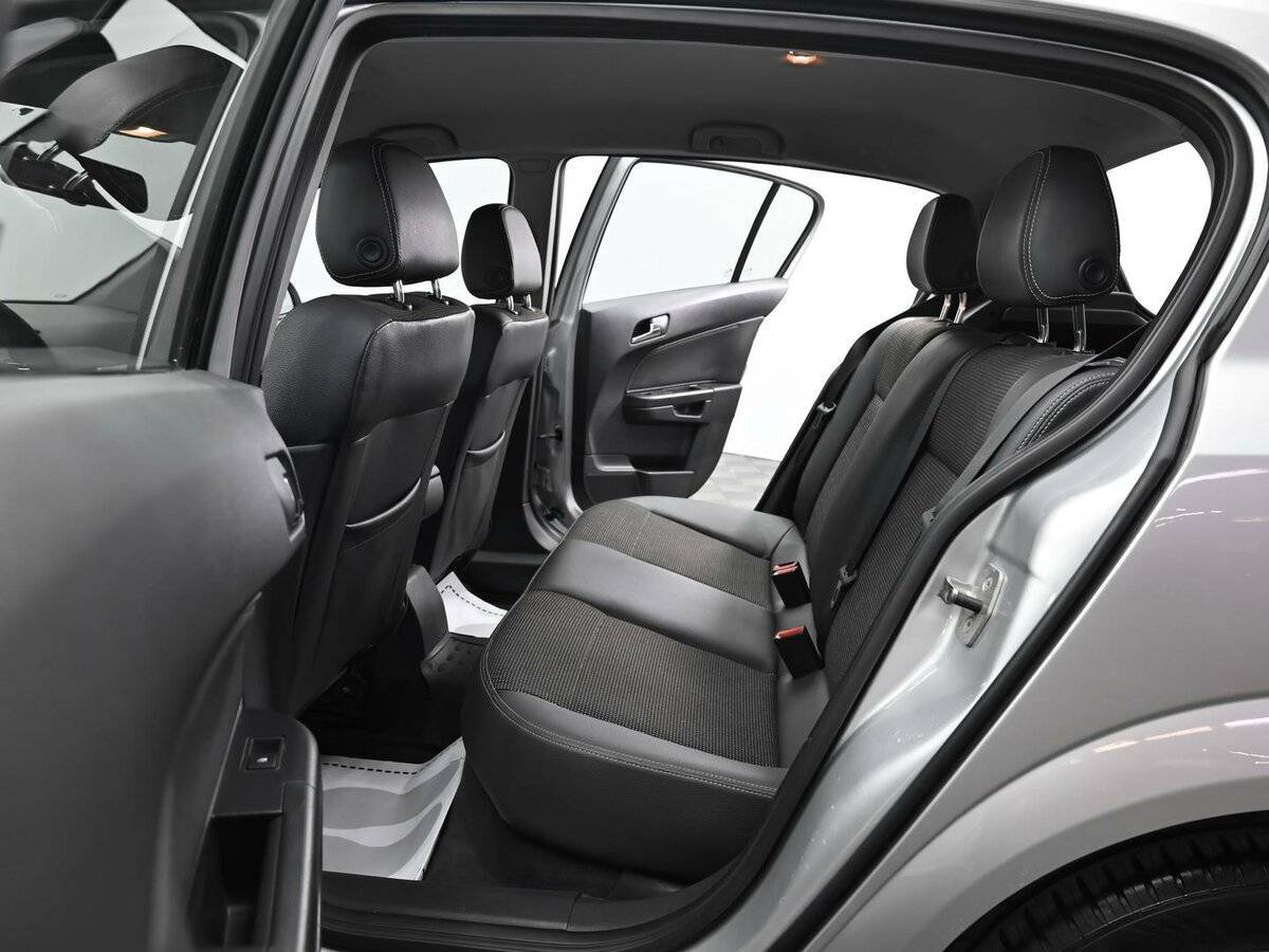 Купить Опель Астра, 2012, 182 000 км.. Фото: #11