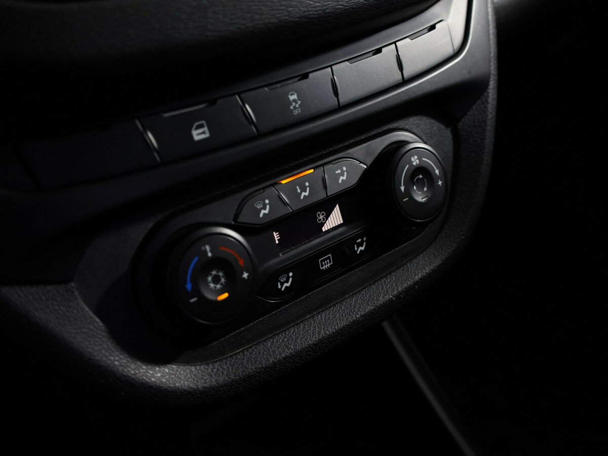 Купить Лада (ВАЗ) Веста, 2017, 180 226 км.. Фото: #12